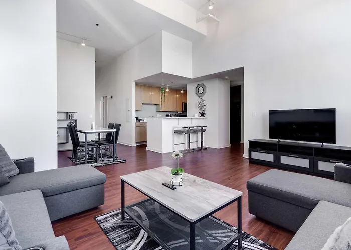 Apartment Downtown With Free In & Out Parking-2 Chicago